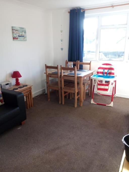 Apartment With Heated Pool & Close To Beach Paignton Exterior photo